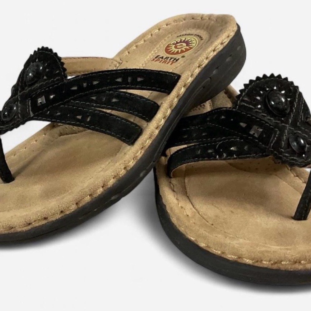 Earth Spirit Gelron 2000 Women’s Size 6.5M Black Thong Sandals